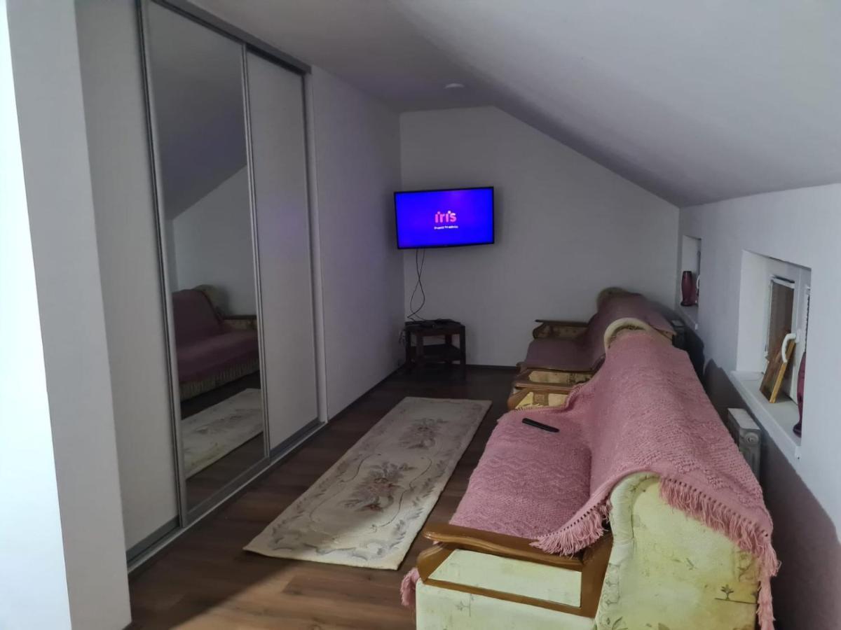 Apartmani Mladenovic Kijevo Exterior photo